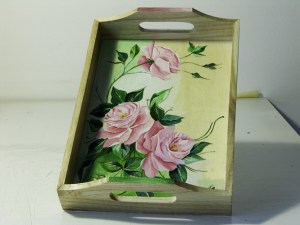 Vassoio con rose